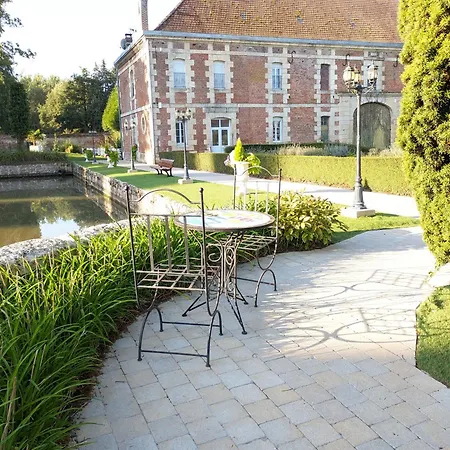 Couette-café Chateau De Quesmy