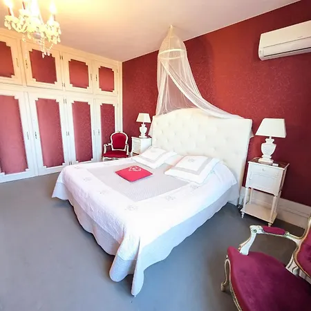Couette-café Chateau De Quesmy