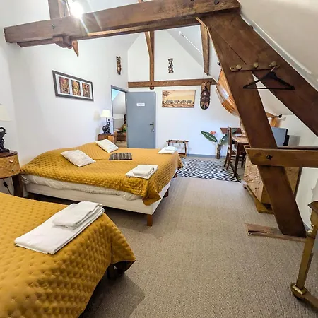 B&B Chateau De 케스미