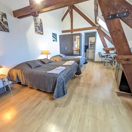 Chateau De 3* Quesmy