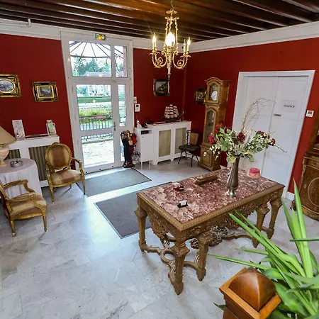 Chateau De Frühstückspension 3*