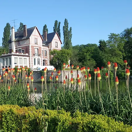 Chateau De 3*