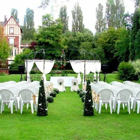 Frühstückspension Chateau De 3*