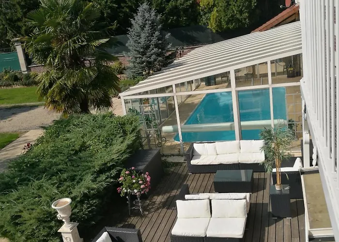 Chateau De Couette-café Quesmy