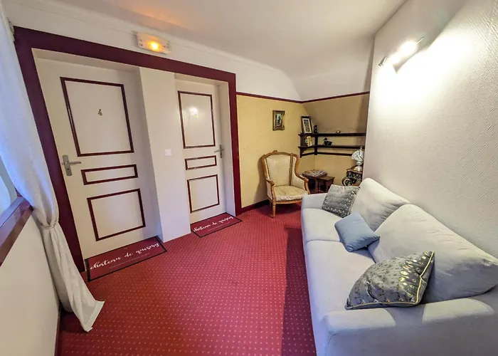 Chateau De Couette-café 3*