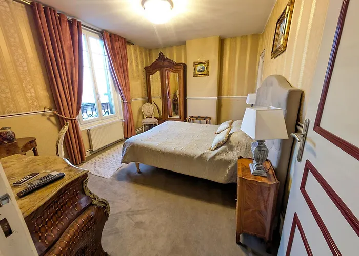 Bed & Breakfast Chateau De Quesmy