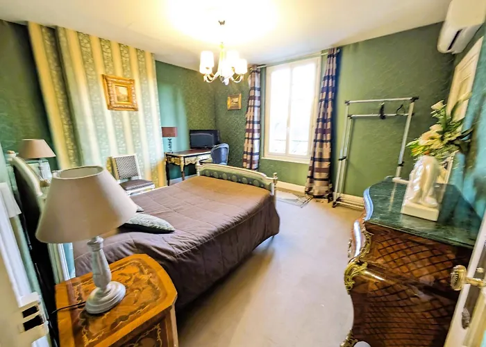 Chateau De Couette-café Quesmy