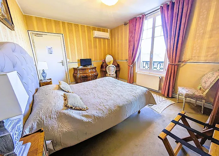 Chateau De Bed & Breakfast