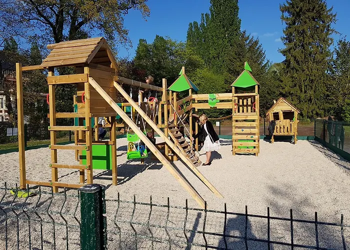 Chateau De Bed & Breakfast 3*